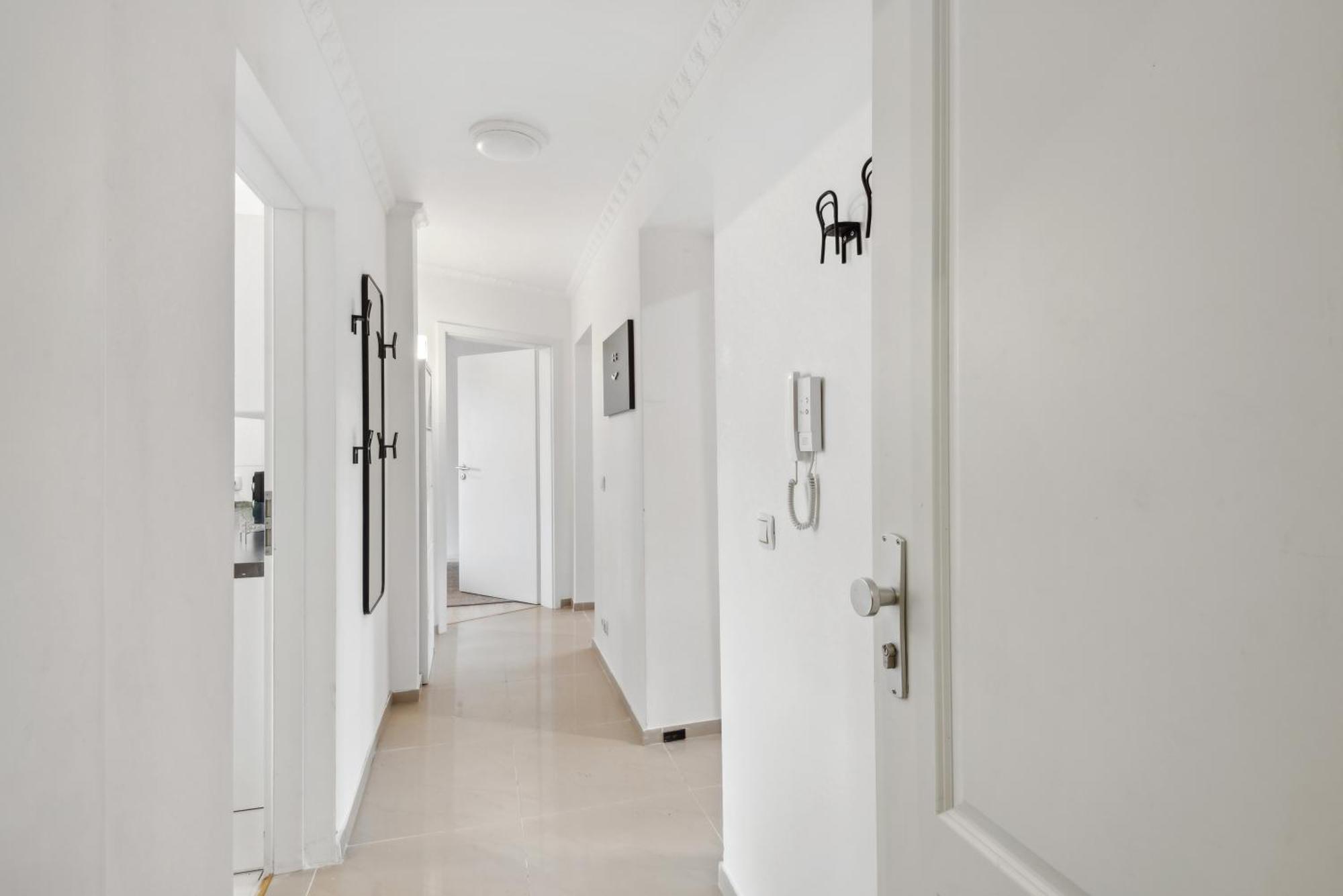 Zentrale Lage ... Ideal Fuer Geschaeftsleute, Monteure, Familien...3 Zimmer, Wlan, Smarttv Mettmann Exteriör bild